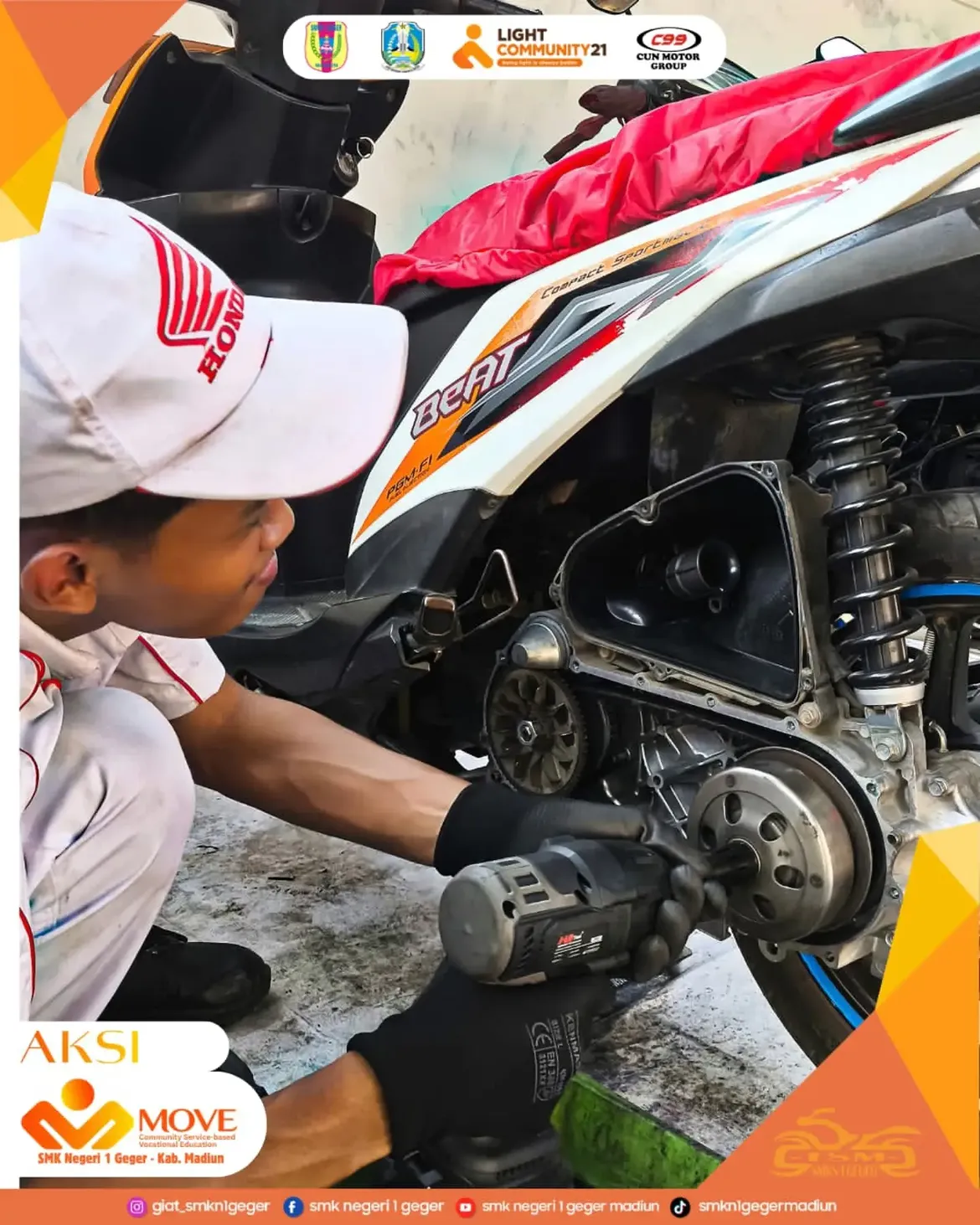 Service sepeda motor dengan 4 item utama yang di cek (CVT, Oli Mesin, Filter Udara dan Pengereman)