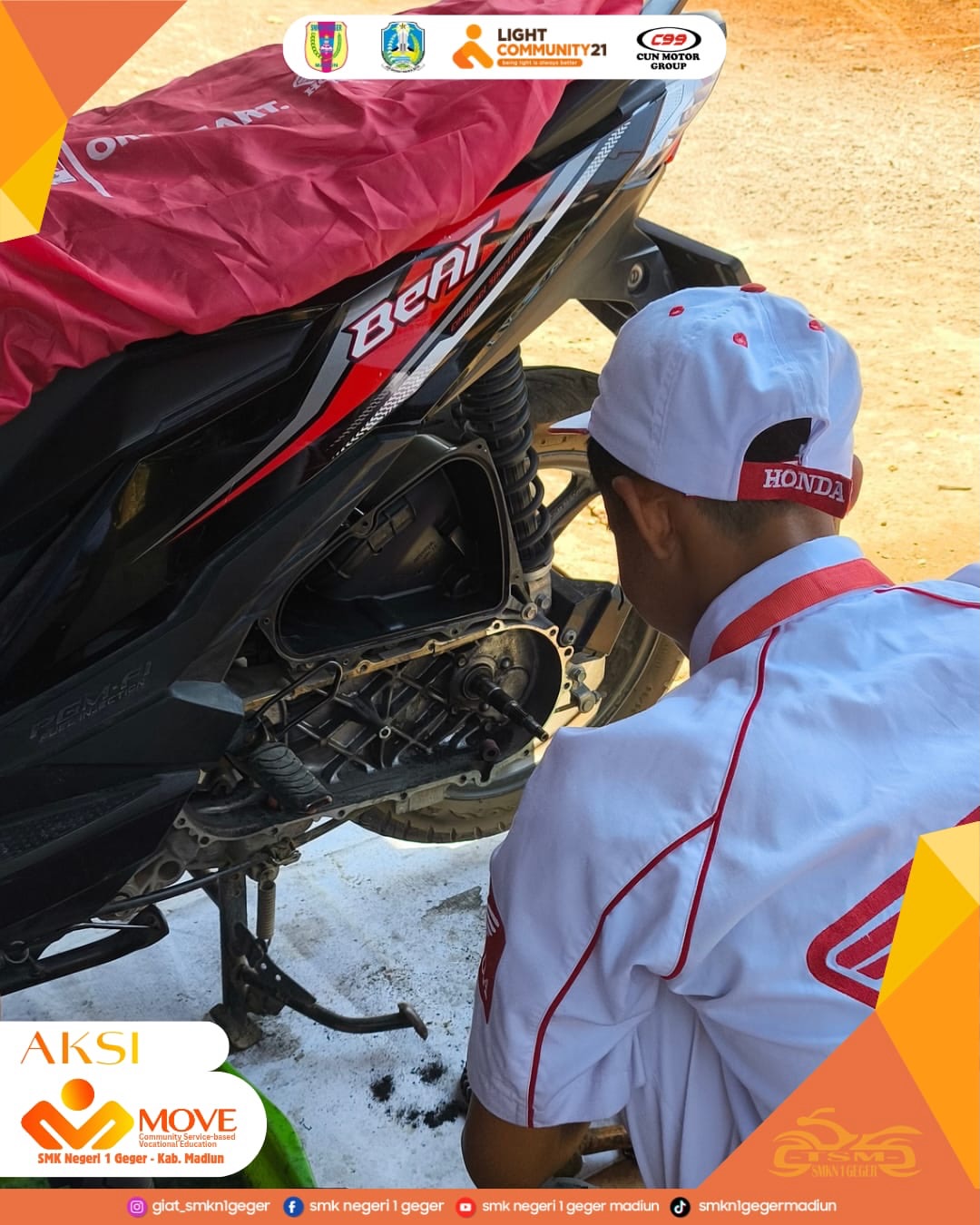 Service sepeda motor dengan 4 item utama yang di cek (CVT, Oli Mesin, Filter Udara dan Pengereman)