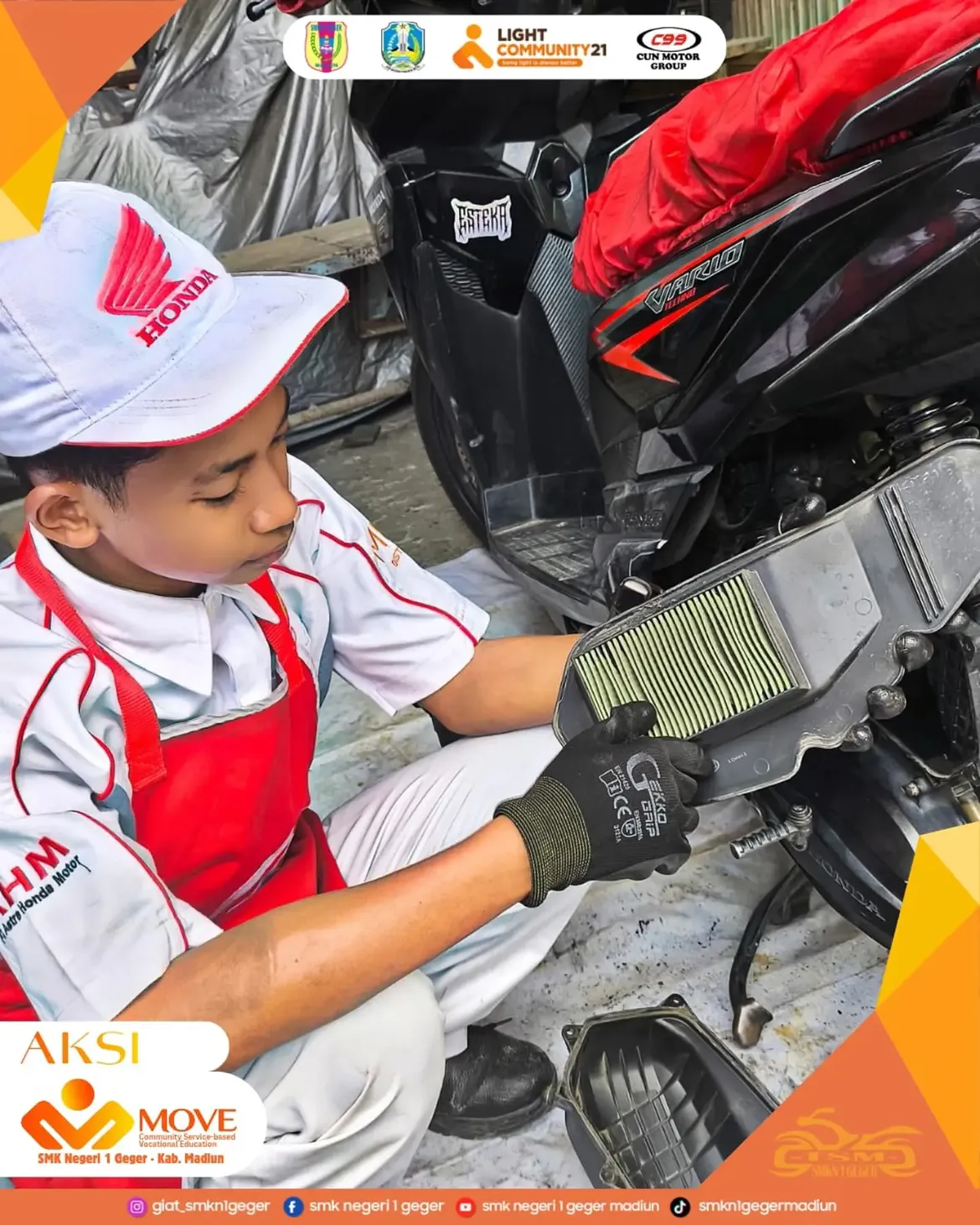Service sepeda motor dengan 4 item utama yang di cek (CVT, Oli Mesin, Filter Udara dan Pengereman)
